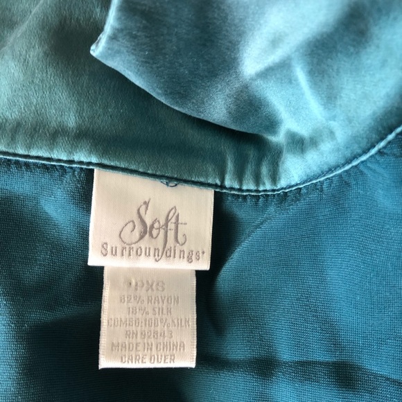 Vintage Soft Surroundings Velvety duster - Picture 4 of 4